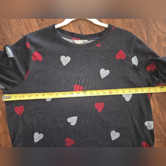 Lucky Brand Heart Patterned Gray Sweater - Picture 4 of 7